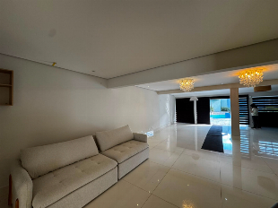CASA A VENDA NA ZONA 04