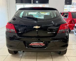 ONIX HATCH LTZ 1.4 FLEX MANUAL *43mil km*