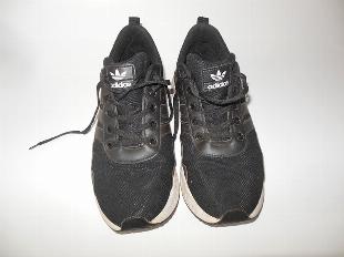 Tênis Adidas Preto n. 38