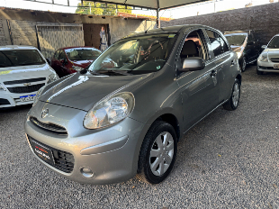 Nissan March 1.0 S