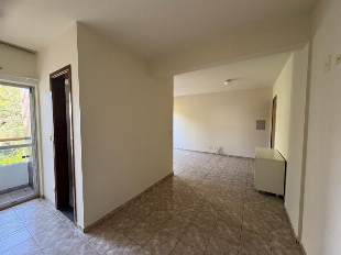 Kitnet para Locação ou Venda na Zona 7 Próxima à UEM – Maringá/PR