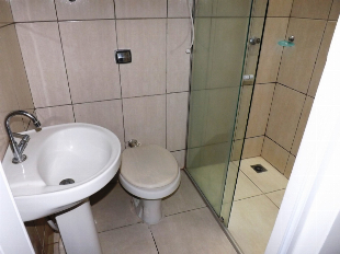 ALUGA-SE CASA JD. ORIENTAL PRÓX. AV. SÃO JUDAS TADEU