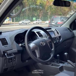 TOYOTA HILUX CD4X4 SR 2014