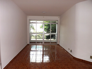 ALUGA-SE APTO ED. CALAMARES ZONA 07. À 200M2 DO SHOOPING AVENIDA CENTER