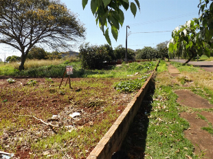 VENDE-SE EXCELENTE 1/2 TERRENO LOTEAMENTO SUMARÉ SUB ESQUINA C/ AV. PEDRO TAQUES.