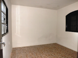 ALUGA-SE CASA LOTEAMENTO BATEL