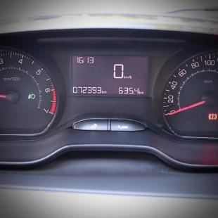 PEUGEOT 208 ALLURE MT 2019