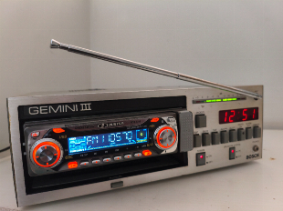 VÁRIOS RÁDIOS SOM GEMINI III BOSCH ANOS 80