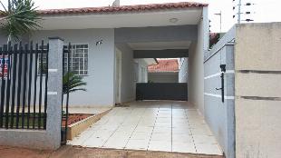 Casa à venda em Maringá - PR - Pq Tarumã