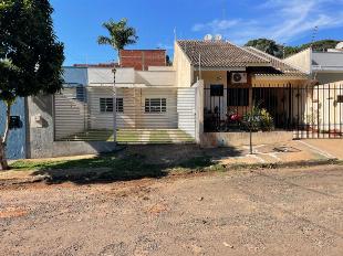 ALUGA-SE CASA EM MANDAGUACU