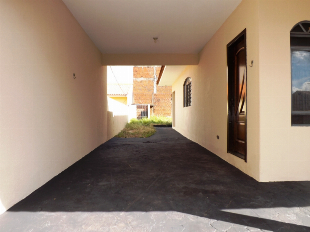 ALUGA-SE CASA JD OASIS MARINGÁ