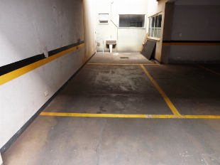 ALUGA-SE APTO ED. CALAMARES ZONA 07. À 200M2 DO SHOOPING AVENIDA CENTER