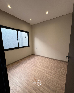 Vende-se Casa!