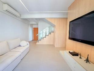 Cobertura Duplex Preço Baixo em Maringá com 3 Quartos sendo 1 Suíte - 03 Vagas paralelas - Condomínio com área de lazer completa