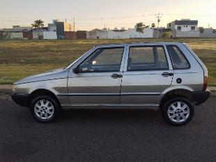 UNO MILLE SX 1.0 ANO 1997 VENDE SE VEICULO ORIGINAL IMPECAVEL CONSERVADO