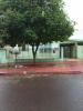 VENDE CASAS TRÊS EM UM TERRENO