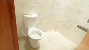 VENDO LINDA CASA NOVA C/ QUINTAL TODA EM CONCRETO E CHURRASQUEIRA, ACABAMENTO DE PRIMEIRA – QUASE NO CENTRO, UMA QUADRA DA RUA PRINCIPAL DA CIDADE