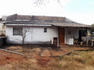 VENDE-SE 2 CASAS NO TERRENO JD ALVORADA PROX. PRAÇA SÃO VICENTE