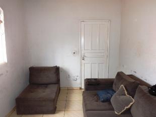 VENDE-SE 2 CASAS NO TERRENO JD LIBERDADE MARINGÁ PR.