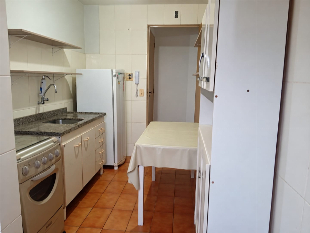 Apartamento de 3 quartos com garagem e elevador no Edifício Lírios
