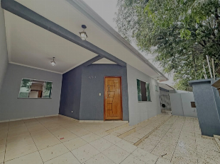 CASA PARA LOCAÇÃO | 1 SUÍTE + 2 QUARTOS, CHURRASQUEIRA E 3 VAGAS NA VILA ESPERANÇA
