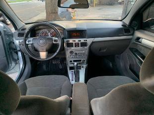 VECTRA  ELEGANCE 2011