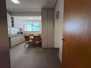 Cobertura Duplex Preço Baixo em Maringá com 3 Quartos sendo 1 Suíte - 03 Vagas paralelas - Condomínio com área de lazer completa