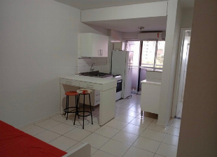 Kitnet Semi-Mobiliada para Locação – Av. Guedner
