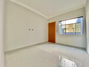 BELÍSSIMA CASA NO CONJUNTO PAULINO