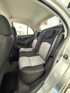 Nissan March S 1.0 Flex Economico *-baixo km*