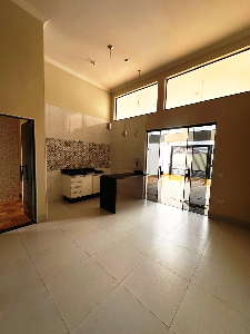 ALUGA-SE BELA CASA NOVA JD ALVORADA III. PROX. AV. PEDRO TAQUES.
