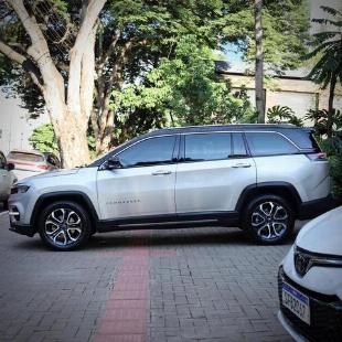 JEEP COMMANDER LIM T270 2023