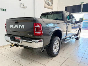Ram 2500 Laramie 6.7 Diesel 4x4 Cabine Dupla