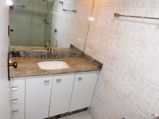 VENDE-SE LINDO APTO ED. SANT LOUIS ZONA 07