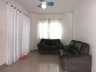VENDE-SE SOBRADO JD IMPERIAL II. TROCA POR IMOVEL ATÉ 50% DO VALOR