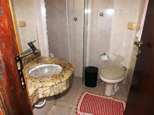 VENDE-SE BELO SOBRADO SEMI MOBILIADO AREA CENTRAL PRÓX. SHOOPING AVENIDA CENTER