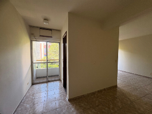 Kitnet para Locação ou Venda na Zona 7 Próxima à UEM – Maringá/PR