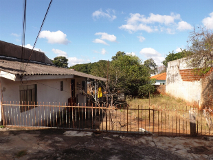 VENDE-SE 2 CASAS NO TERRENO JD ALVORADA PROX. PRAÇA SÃO VICENTE