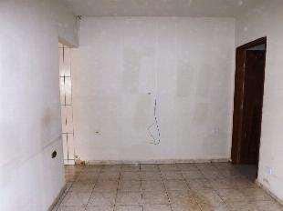 ALUGA-SE 2 CASAS NO TERRENO JD PARAISO