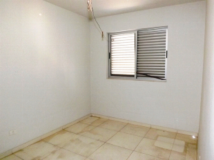VENDE-SE APTO COND. RES. VILA DI PARMA. JD ALVORADA