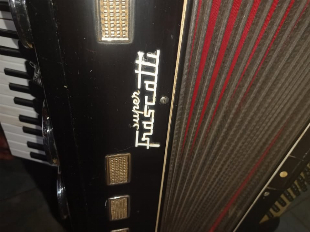 Sanfona (Acordeon) Super Frascatti 120 Baixos Preta – Ótimo Estado