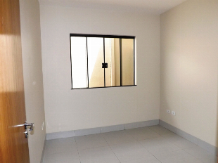ALUGA-SE BELA CASA NOVA JD ALVORADA III. PROX. AV. PEDRO TAQUES.