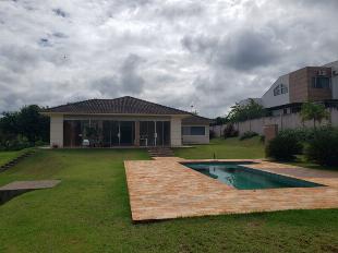 EXCELENTE CHÁCARA CONDOMÍNIO ZAUNA - LOCALIZAÇÃO PRIVILEGIADA.