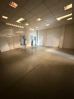 Aluguel - Av. Dr Alexandre Rasgulaeff - WhatsApp (44) 99948-0098