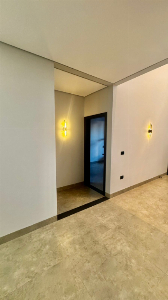 Linda Residência Maringá com 2 Suítes + 1 quarto.