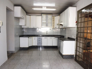 VENDE-SE CASA CONJ. HAB. INOCENCIO VILA NOVA JUNIOR. (BORBA GATO).