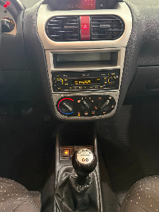 Chevrolet Corsa Premium 1.4 Flex Completo