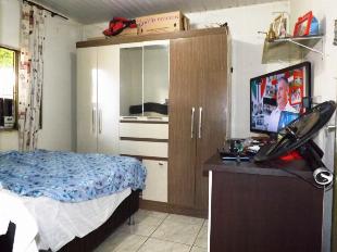 VENDE-SE CASA JD LIBERDADE PRÓX. AV. GUAIAPÓ E CSU.