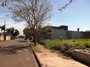 VENDE-SE EXCELENTE TERRENO JD ELDORADO EM MARIALVA-PR. PRÓX. POSTO CATUAÍ