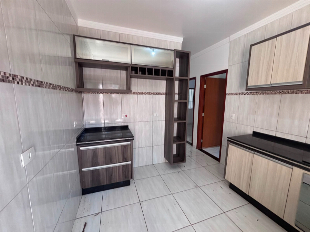 Casa com 3 Quartos e 2 Vagas, 100 m² - Parque Ouro Verde, Mandaguaçu/PR